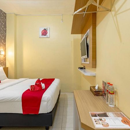 Reddoorz Near Dino Park Hotel Маланг Екстериор снимка