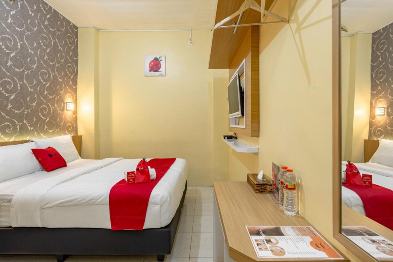 Reddoorz Near Dino Park Hotel Маланг Екстериор снимка