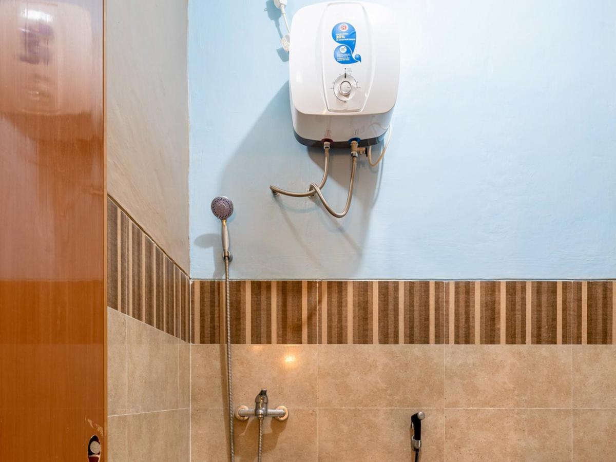 Reddoorz Near Dino Park Hotel Маланг Екстериор снимка