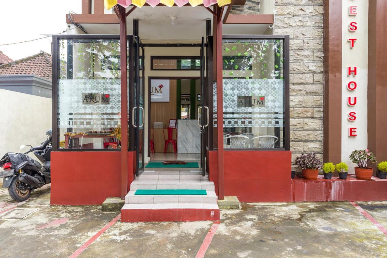 Reddoorz Near Dino Park Hotel Маланг Екстериор снимка