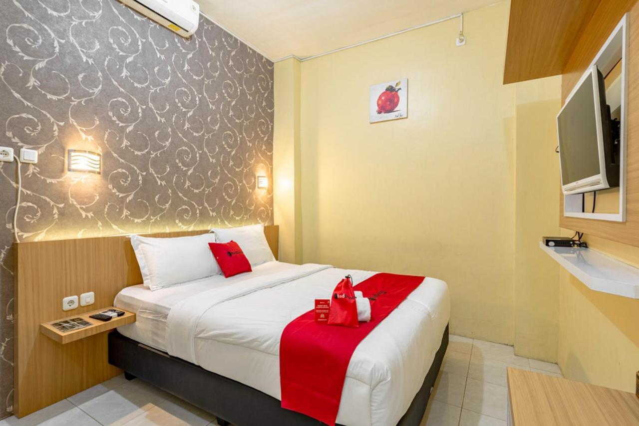 Reddoorz Near Dino Park Hotel Маланг Екстериор снимка
